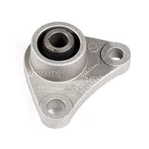 VOLVO ALKATRÉSZ : 8666205, 9203968 - Motortartó, bal felső